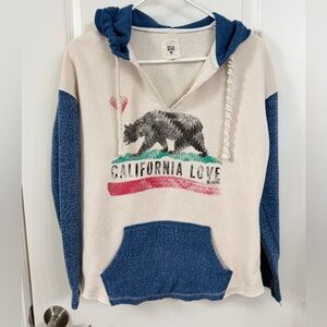 Billabong Blue and Cream V-Neck Sweater